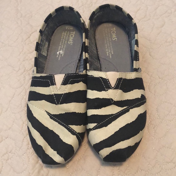 zebra print toms